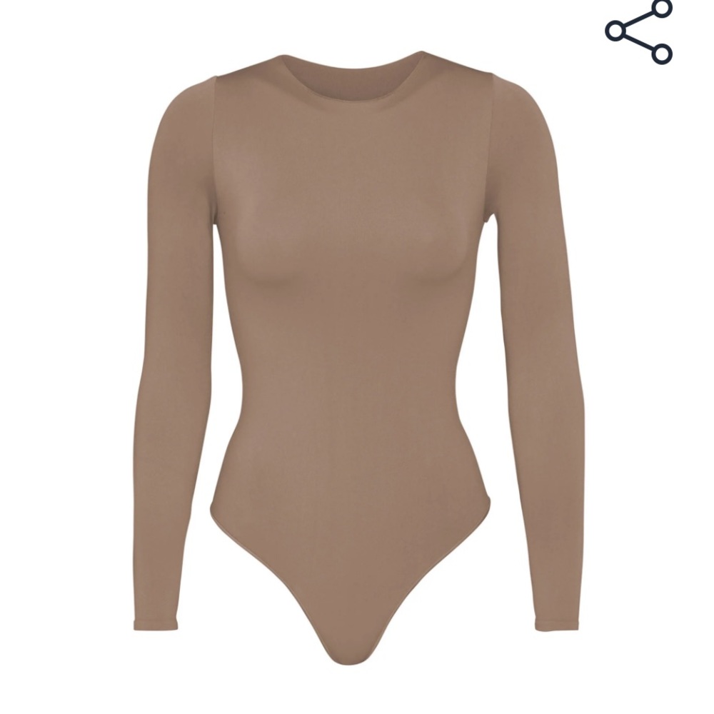 SKIMS Essential Crew Neck Long Sleeve Bodysuit in Desert S/M